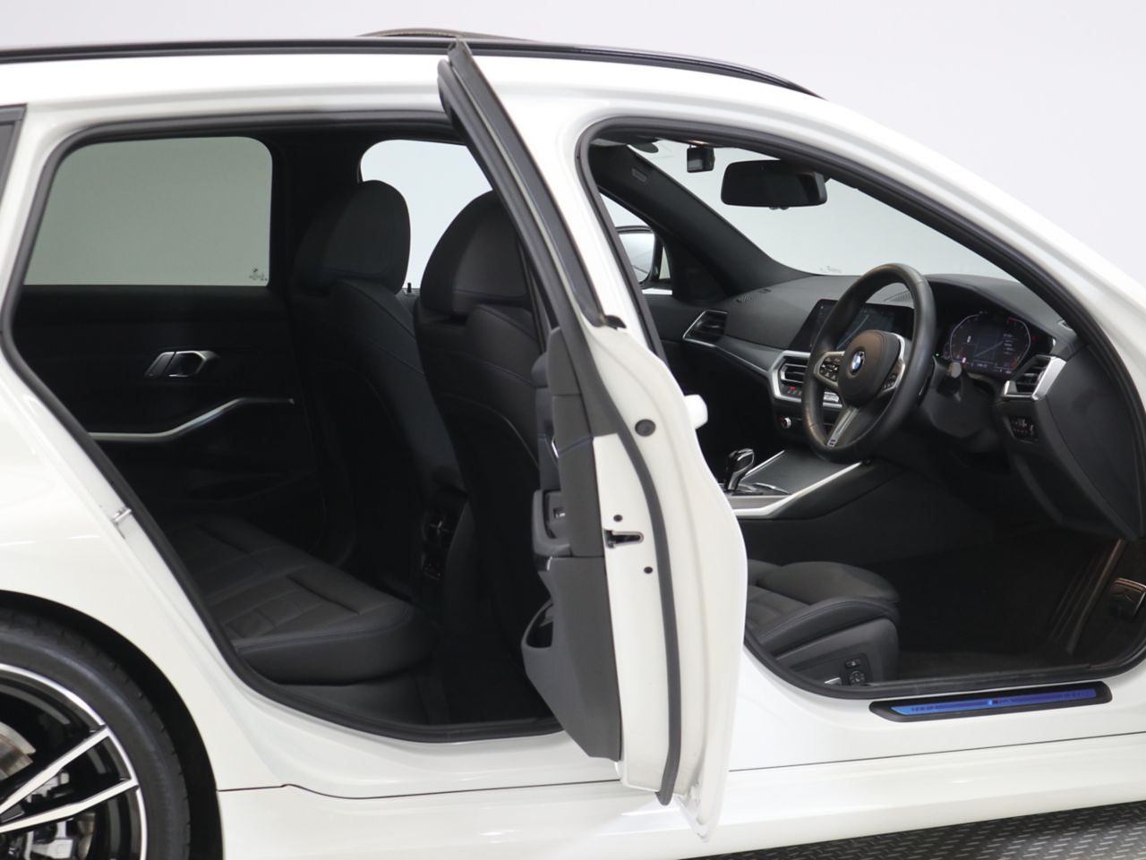 G21 320d xDrive Touring RHD