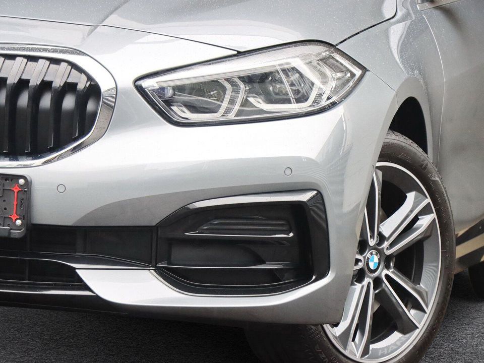 BMW 118