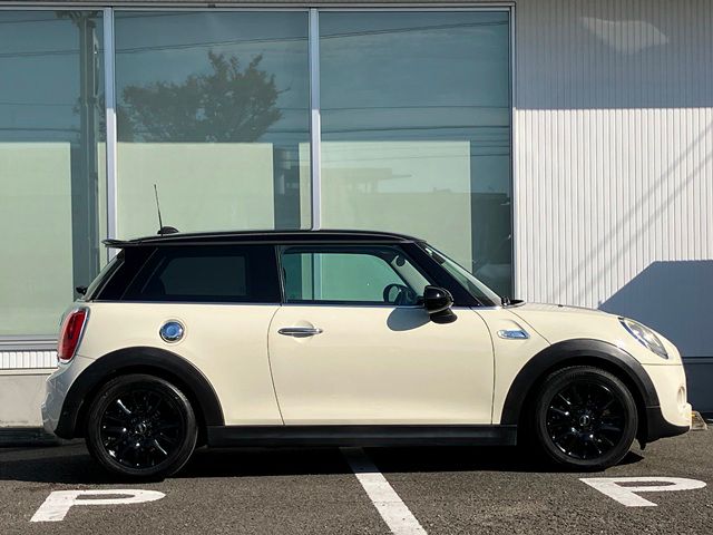 F56 MINI COOPER S