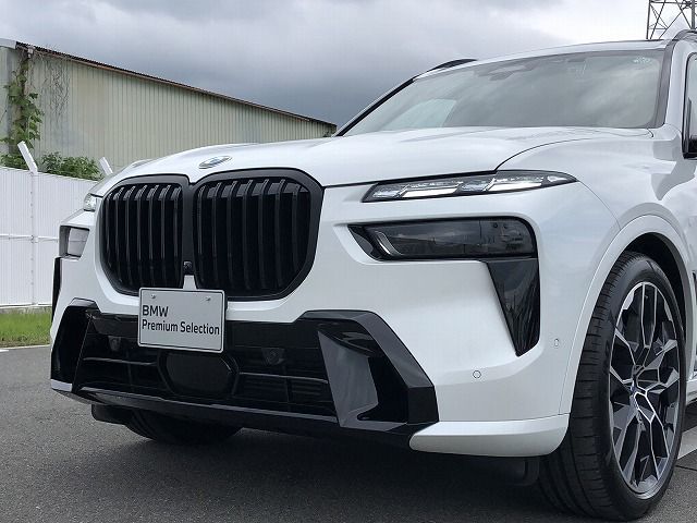X7 xDrive40d RHD US