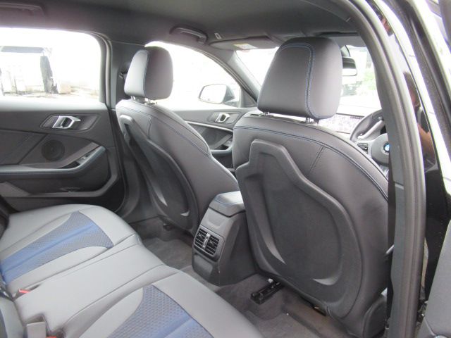F40 118d Sports Hatch 5-door B47 2.0d
