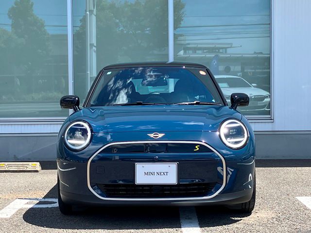 J01 MINI Cooper SE
