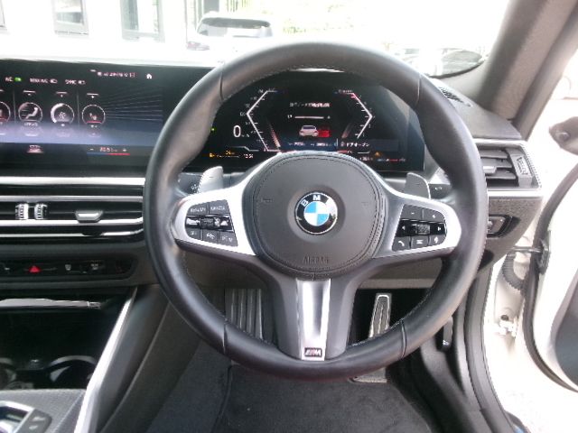 M240i xDrive Coupé RHD