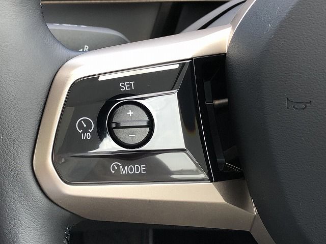 i20 iX xDrive40