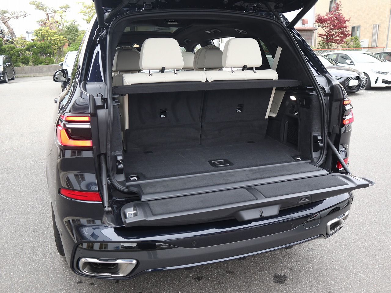 X7 xDrive40d RHD US