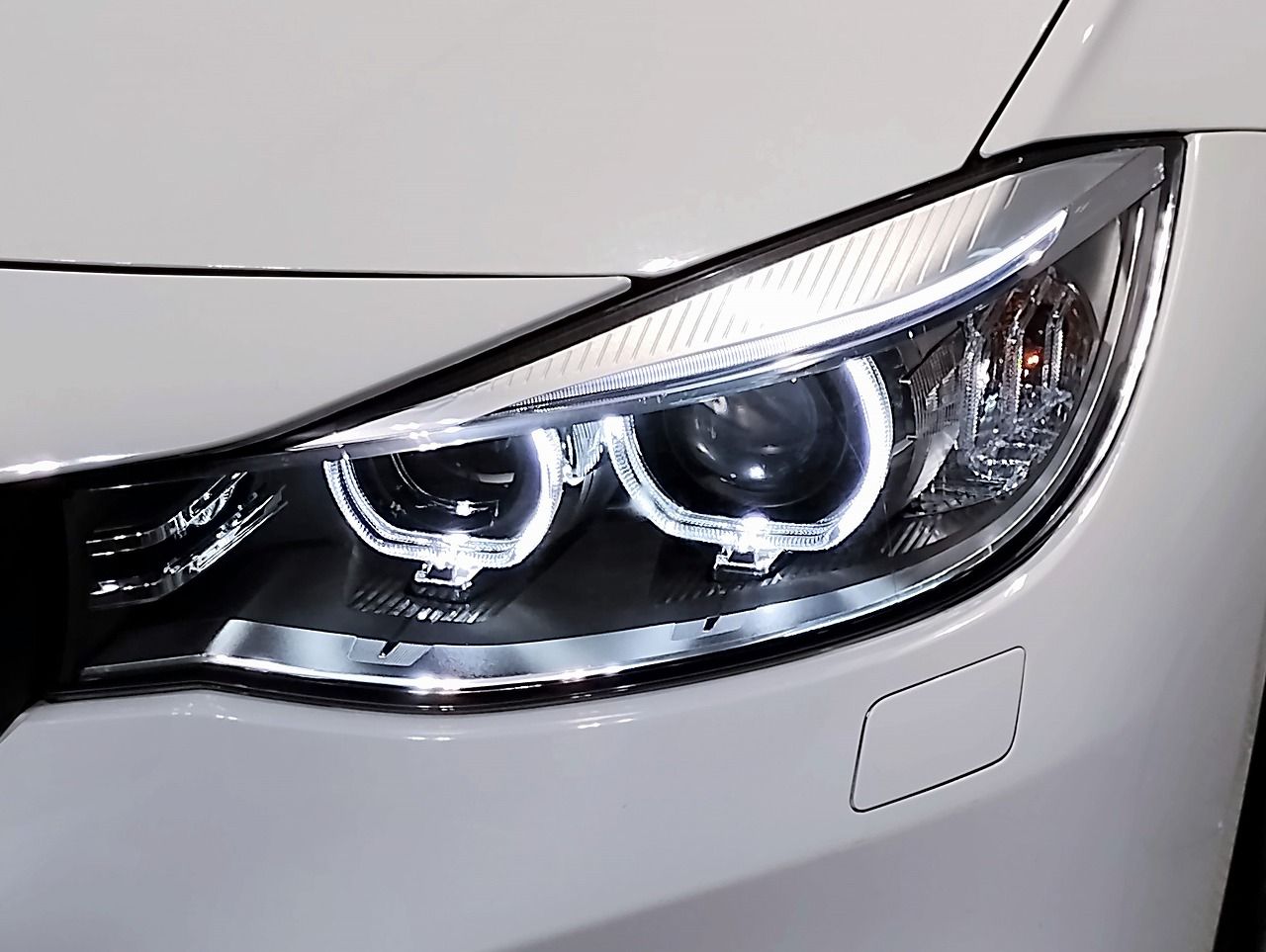 320I GRANTURISMO RHD