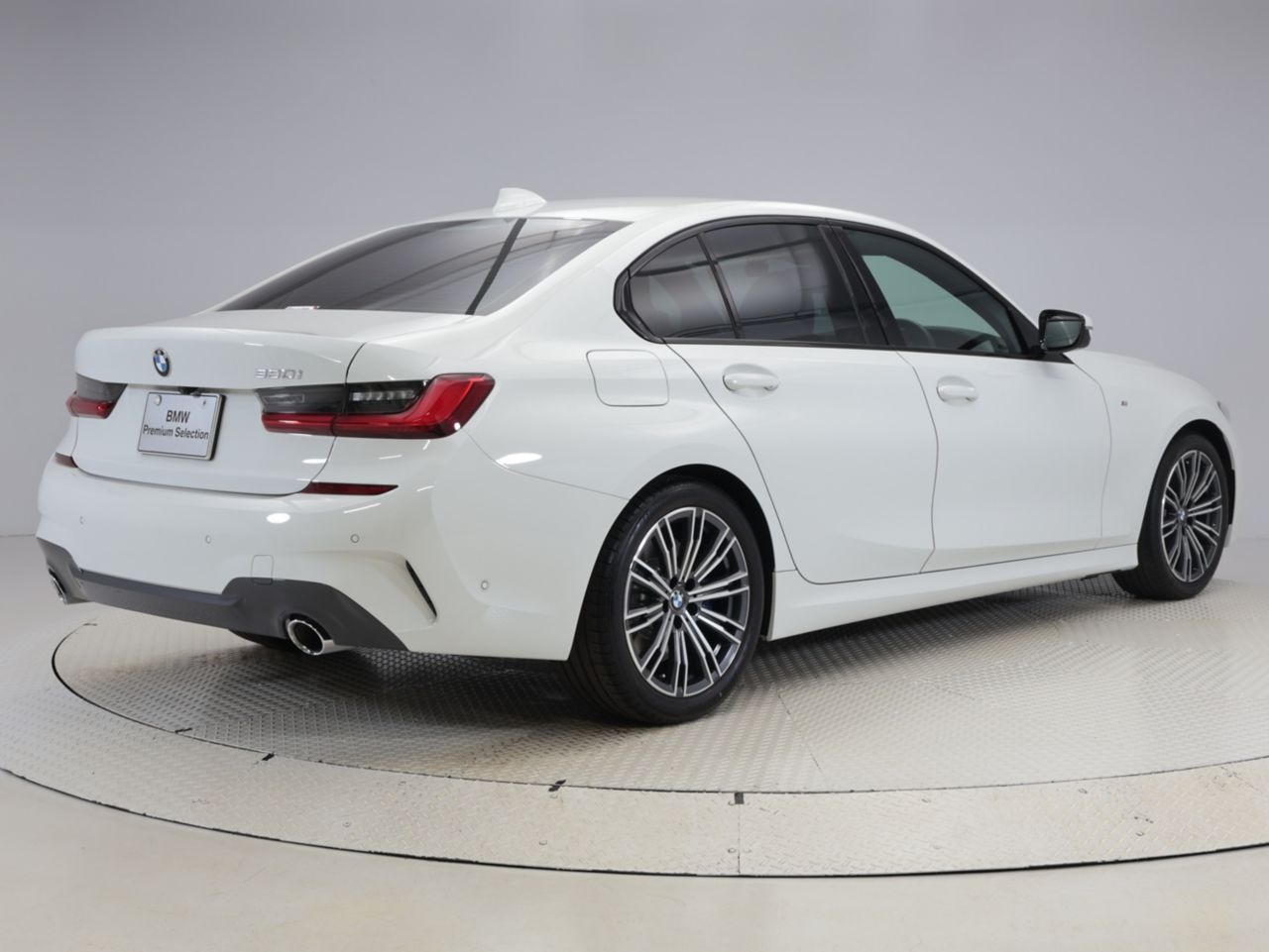 G20 330i Saloon RHD MX