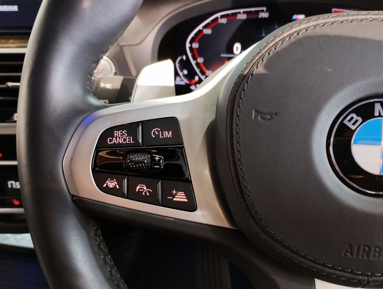 X4 xDrive20d RHD