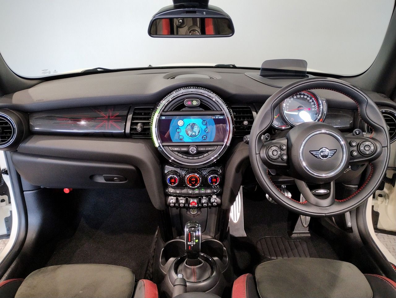 F57 MINI John Cooper Works Convertible LCI