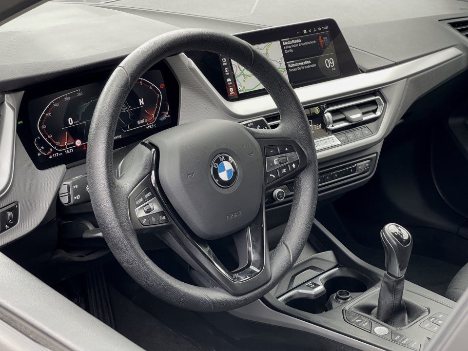 BMW 118