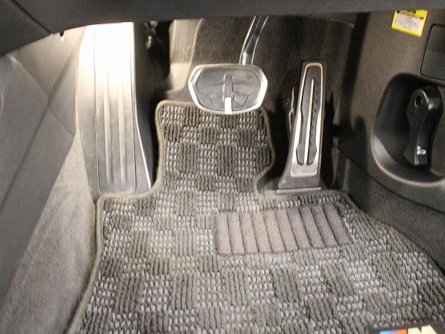 F4* **35i xDrive **** ***** B48 2.0i
