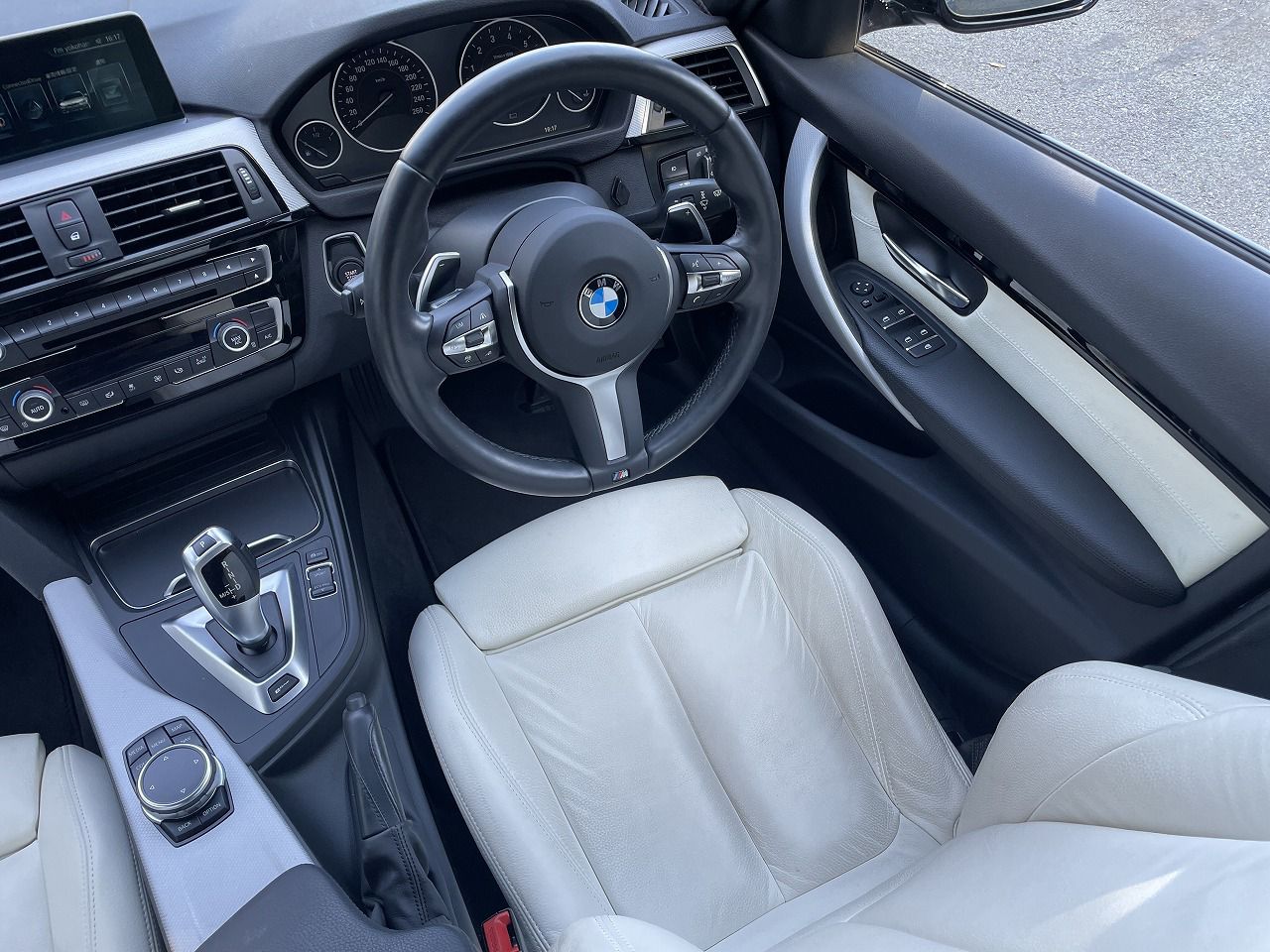 330E IPERFORMANCE SEDAN RHD