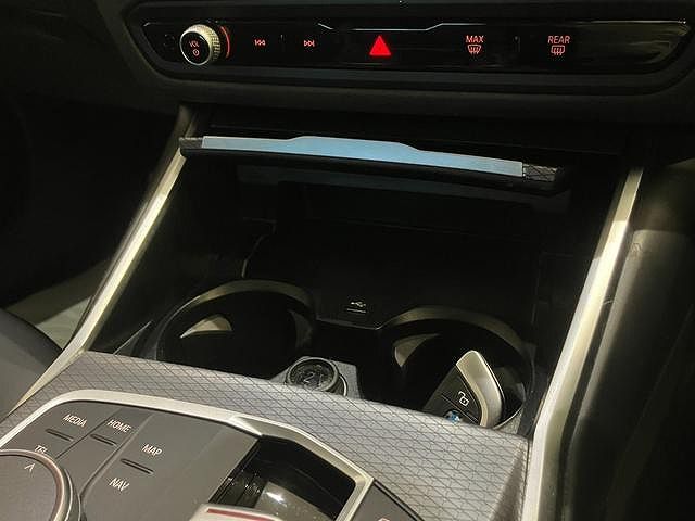 320d xDrive Berline RHD