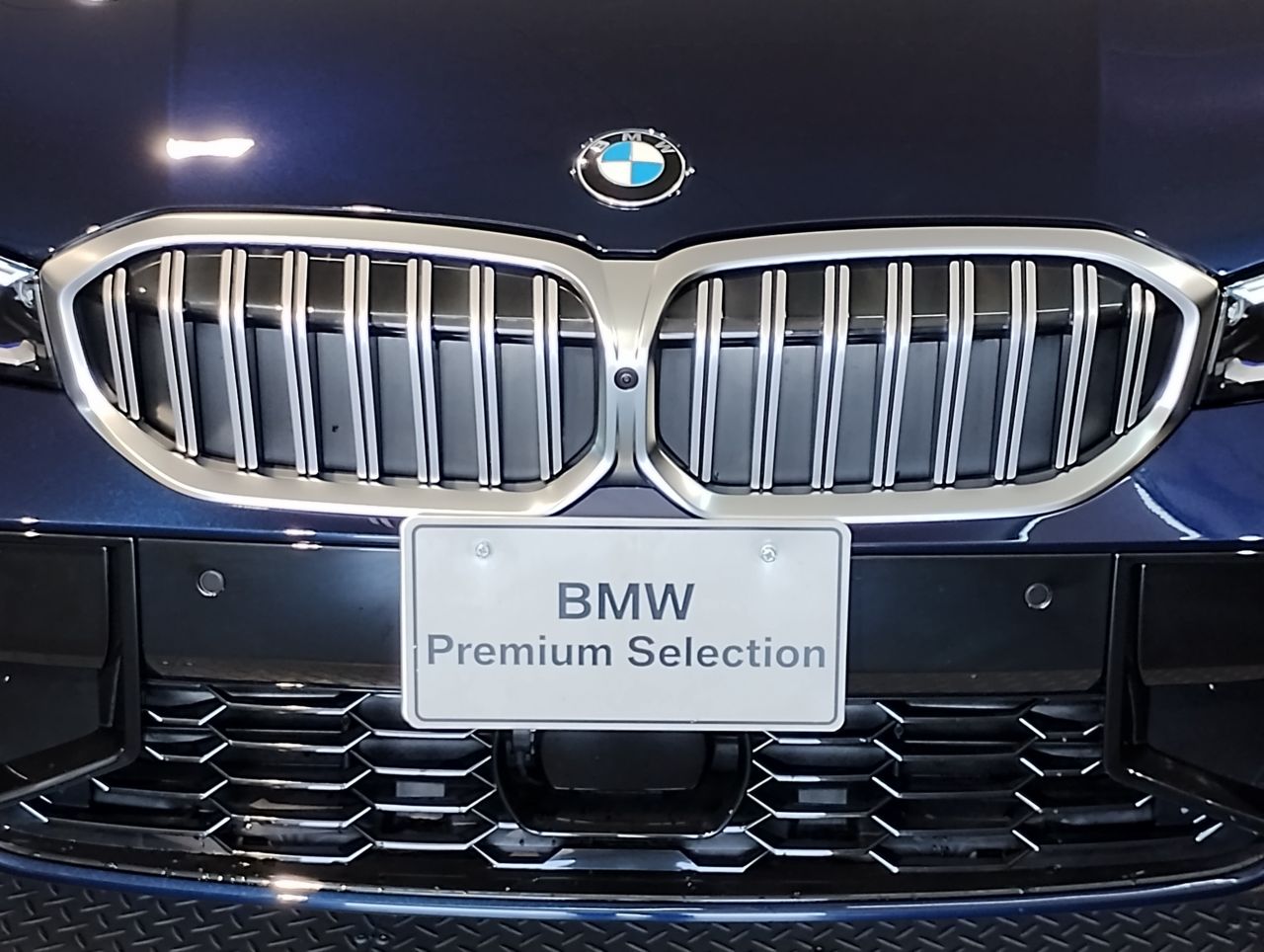 320d xDrive Berline RHD