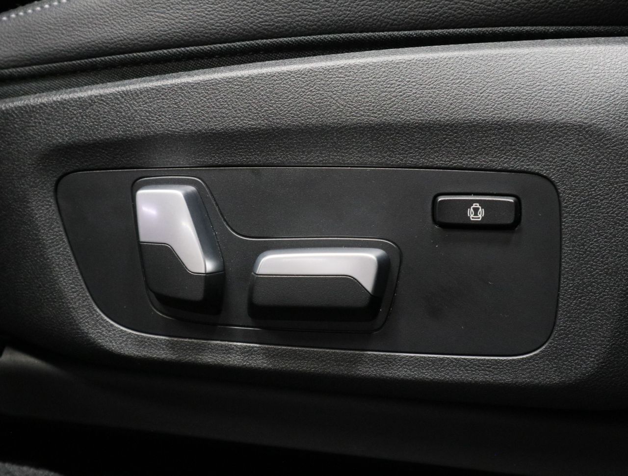 G01 X3 xDrive20d RHD ZA LCI