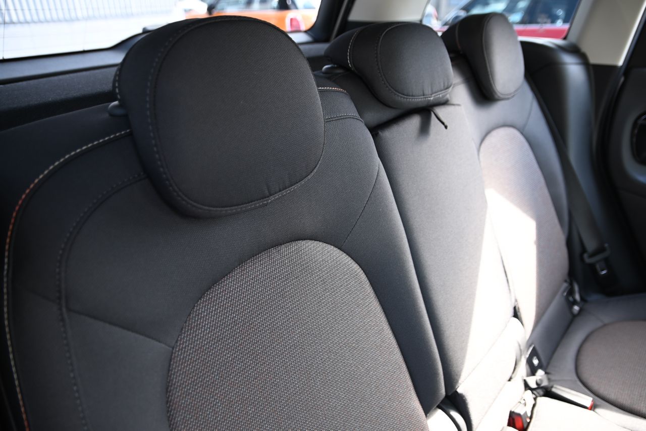 MINI CROSSOVER COOPER D