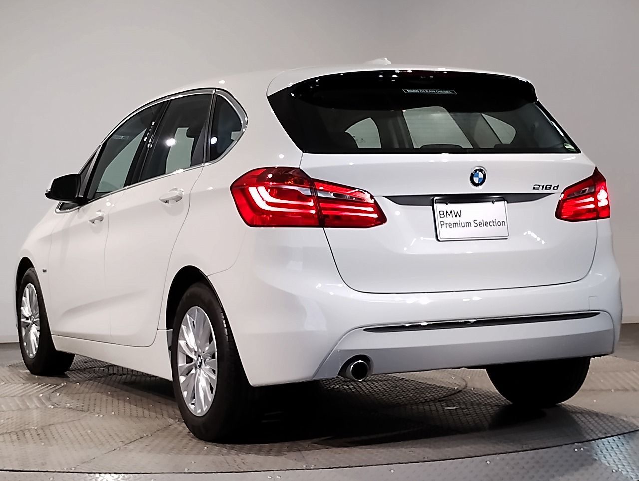 218D ACTIVE TOURER RHD