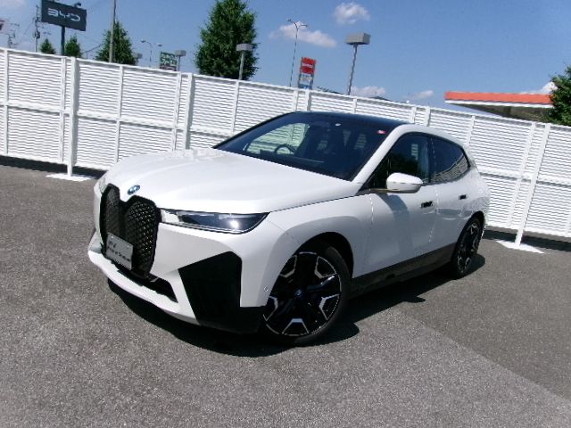 i20 iX xDrive40