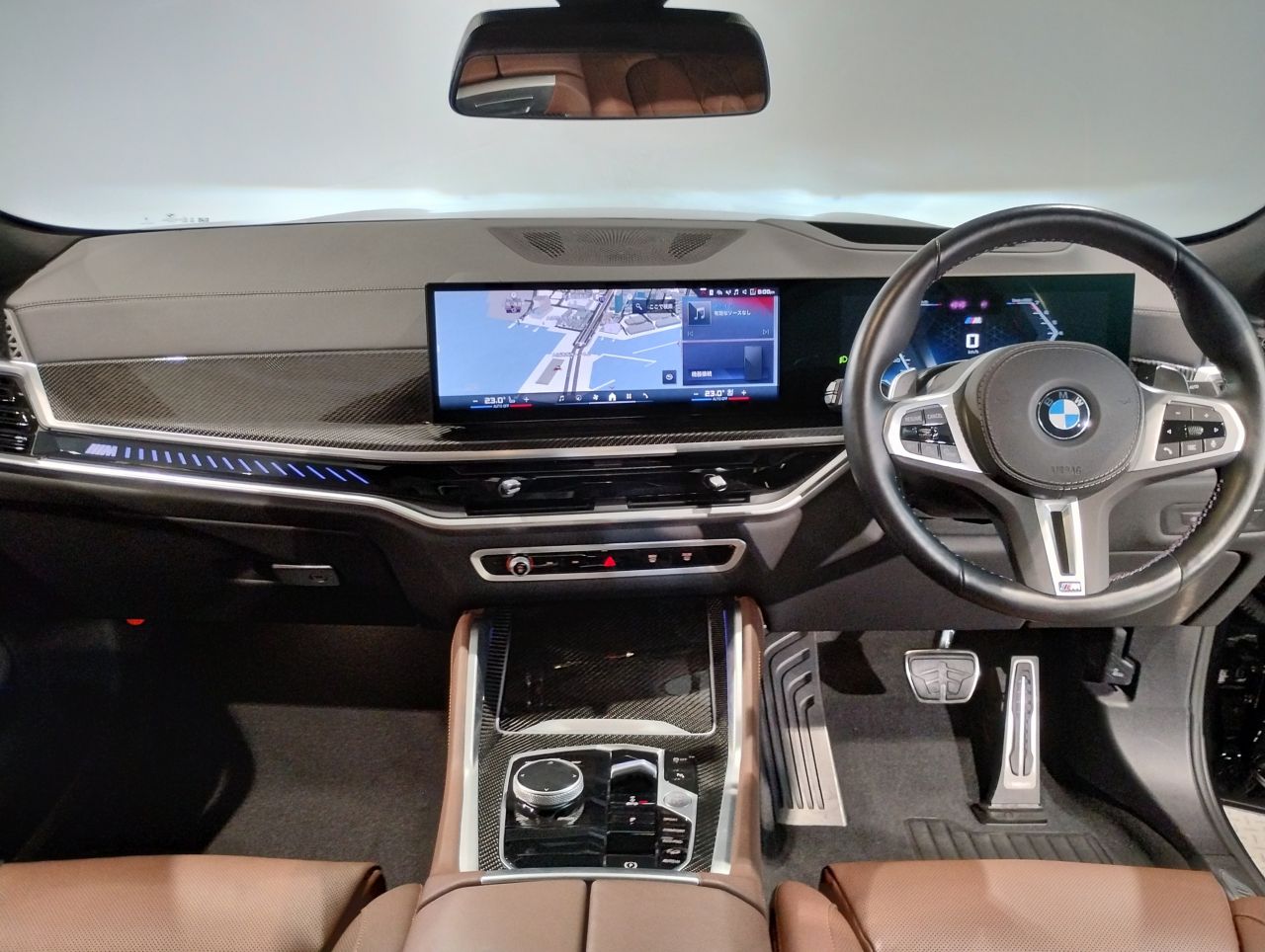 X6 M60i xDrive RHD