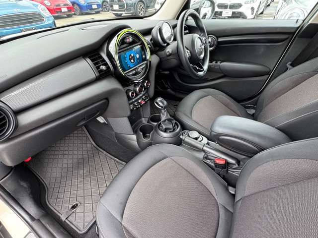 F55 COOPER D (AT)