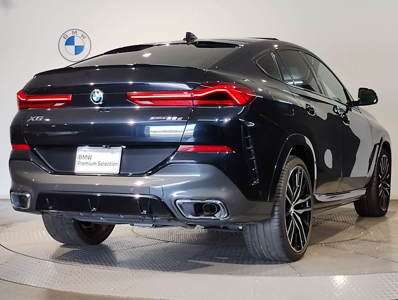 X* xDrive30d RHD