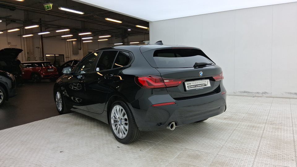 BMW 118