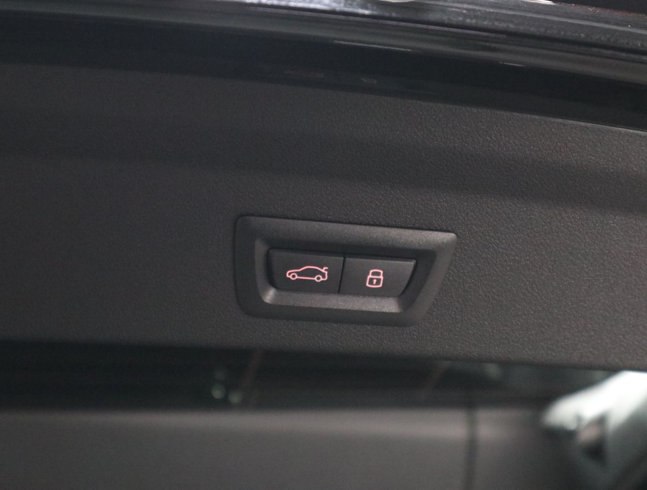 F40 118d Sports Hatch 5-door B47 2.0d
