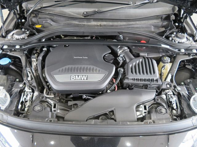 F40 118d Sports Hatch 5-door B47 2.0d