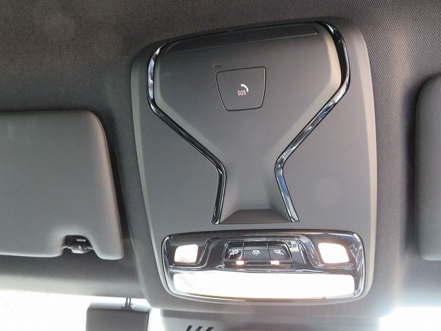 320d xDrive Berline RHD
