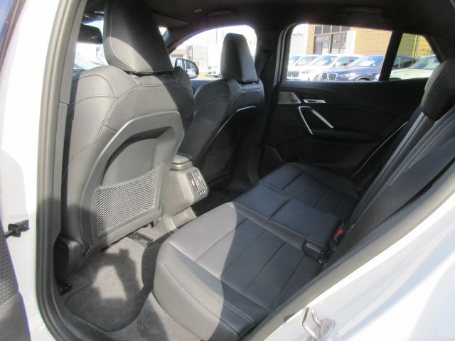 iX2 xDrive30 MSP