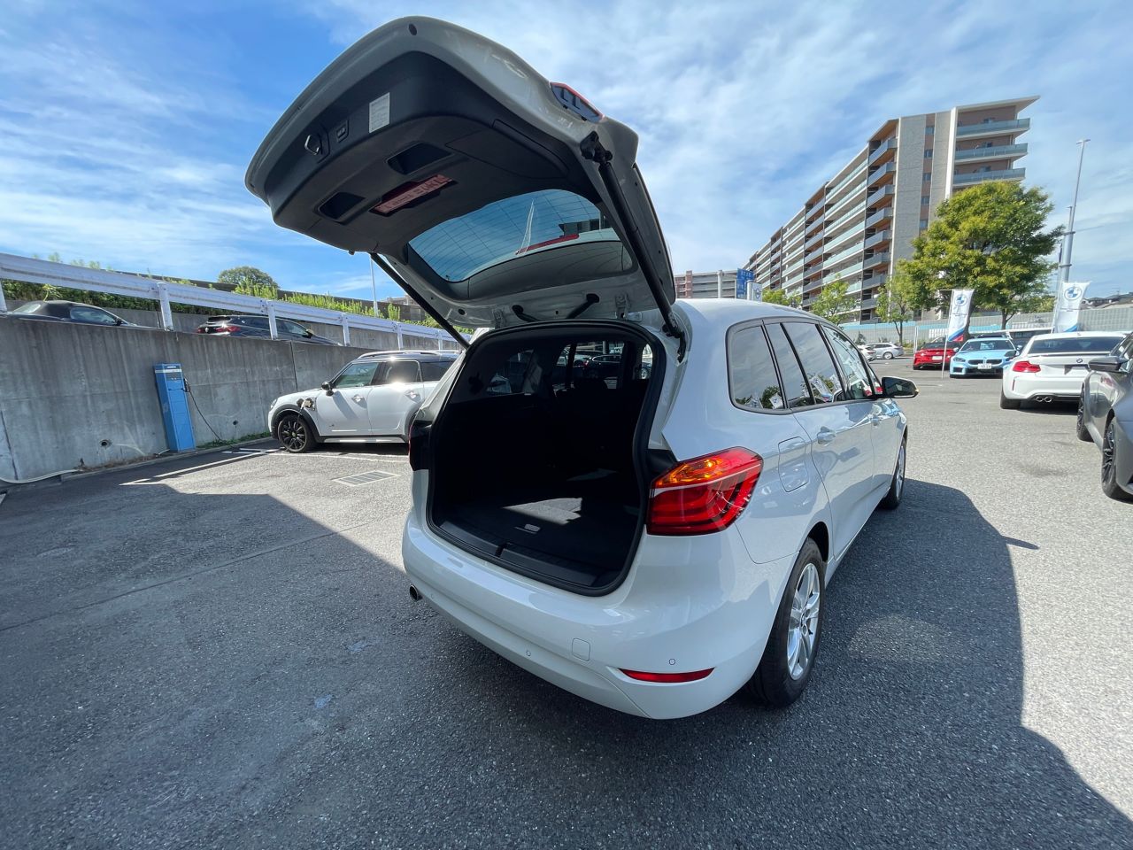 218I GRAN TOURER RHD