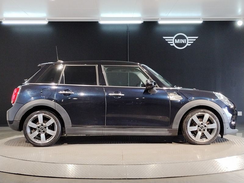 F55 MINI Cooper 5-Door Hatch LCI