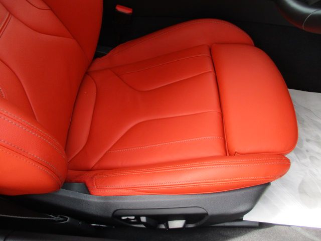 G29 z4 sDrive20i RHD