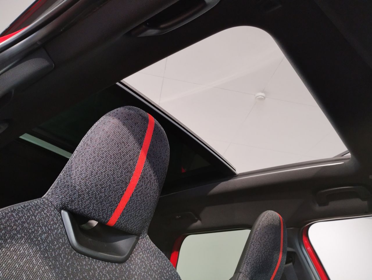 U25 MINI John Cooper Works Countryman ALL4