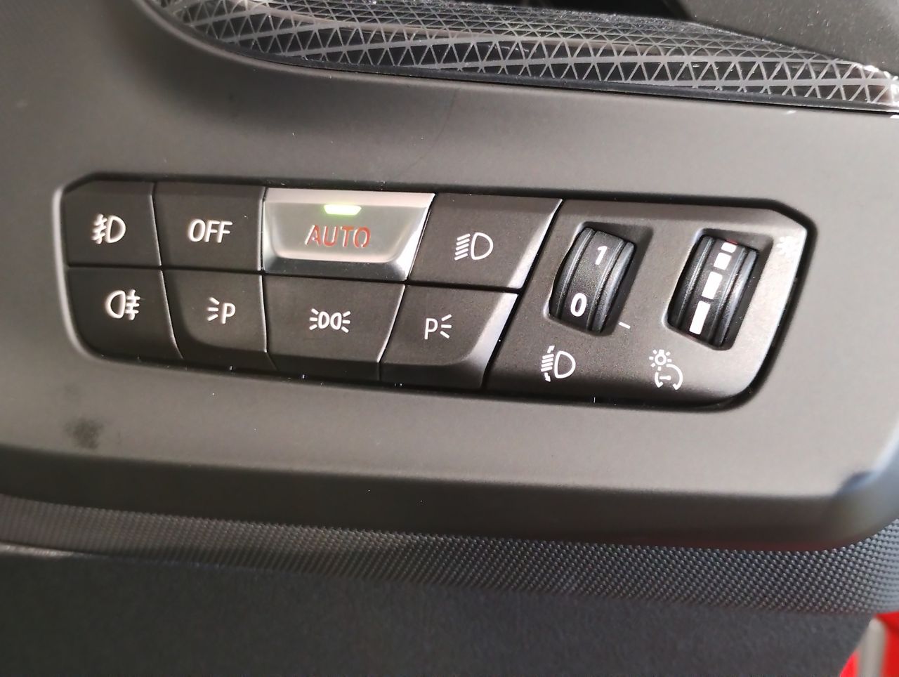 F40 118d Sports Hatch 5-door B47 2.0d