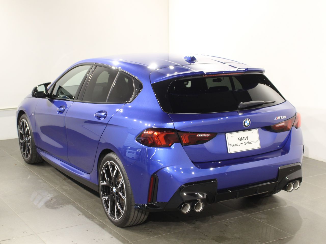 M135 xDrive Sports Hatch