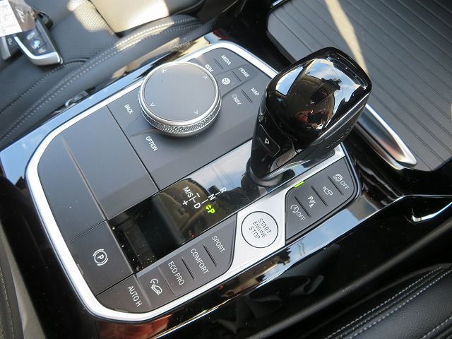 G01 X3 xDrive20d RHD ZA LCI