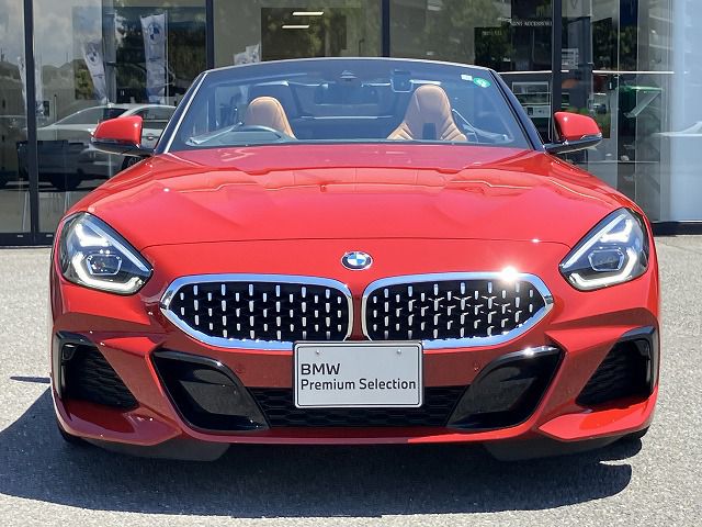 G29 z4 sDrive20i RHD