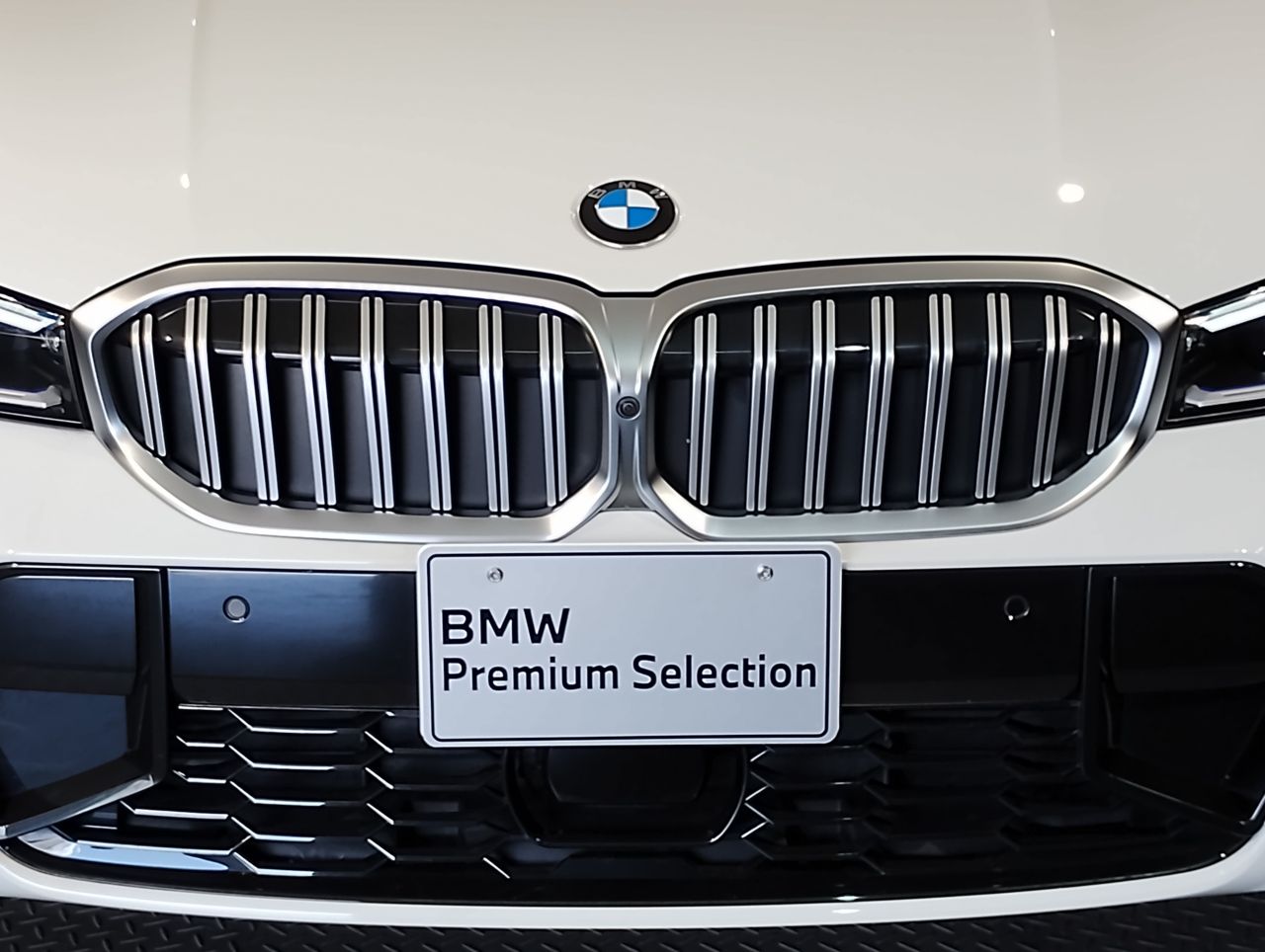 G20 320i Saloon LCI RHD MX