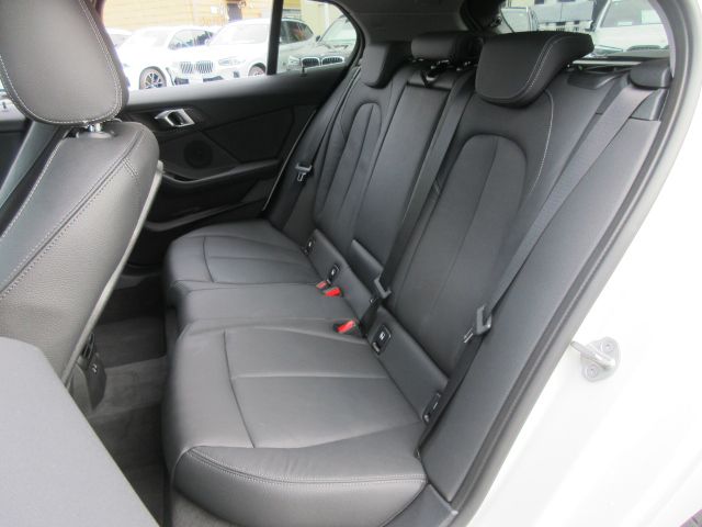 F40 118d Sports Hatch 5-door B47 2.0d