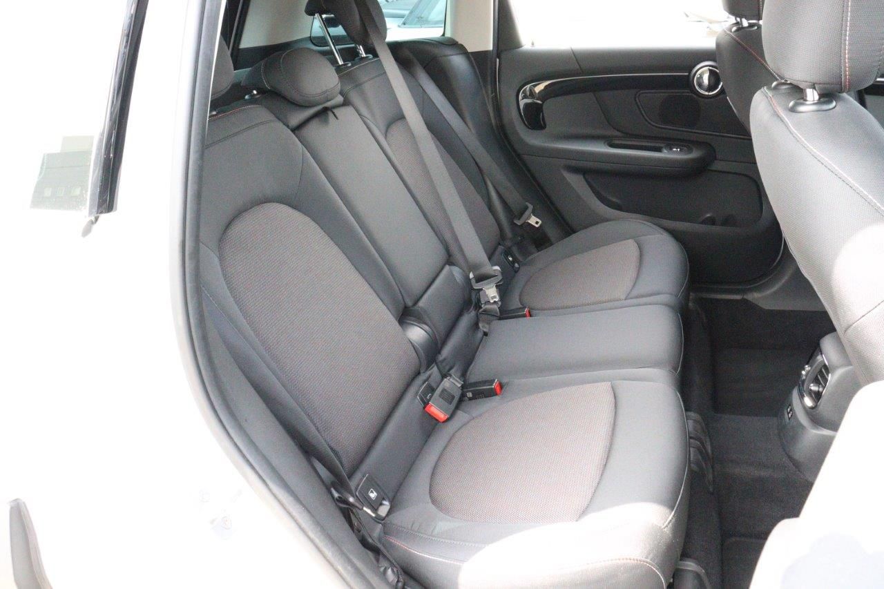 MINI CROSSOVER COOPER D