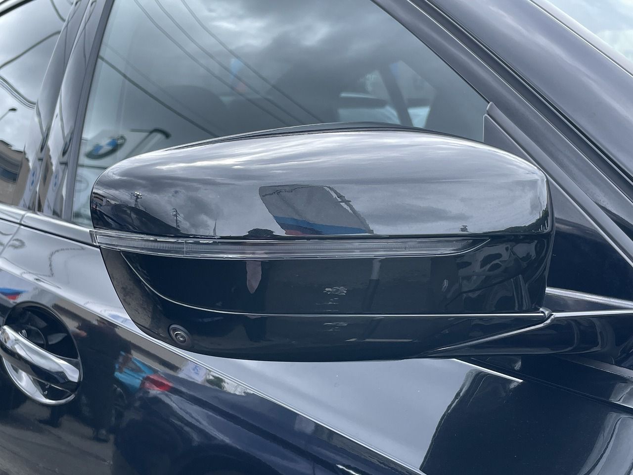 G20 320d xDrive RHD Saloon