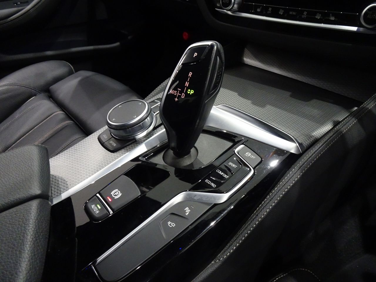 G30 520d xDrive SE Saloon B47 2.0d