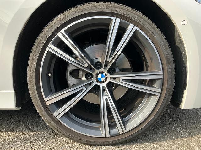 320d xDrive Berline RHD