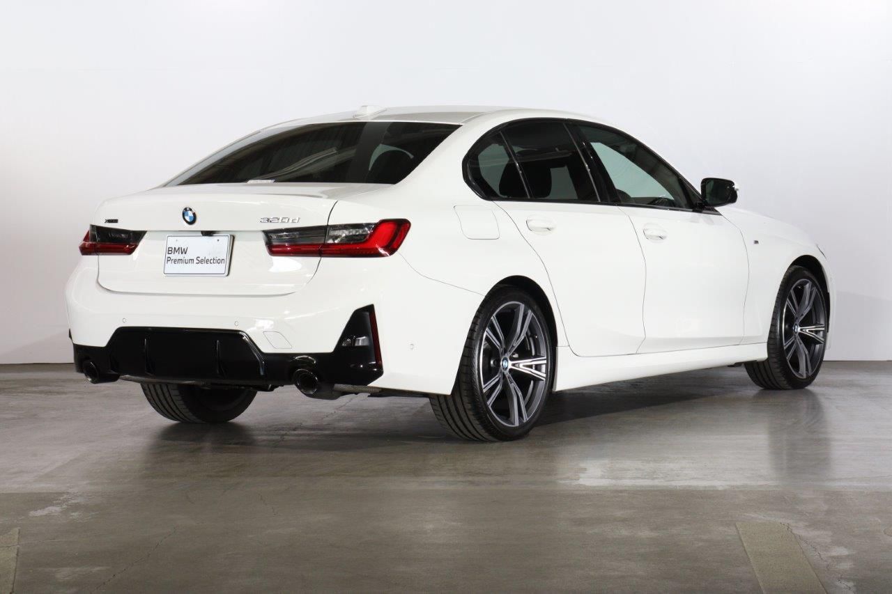 320d xDrive Berline RHD