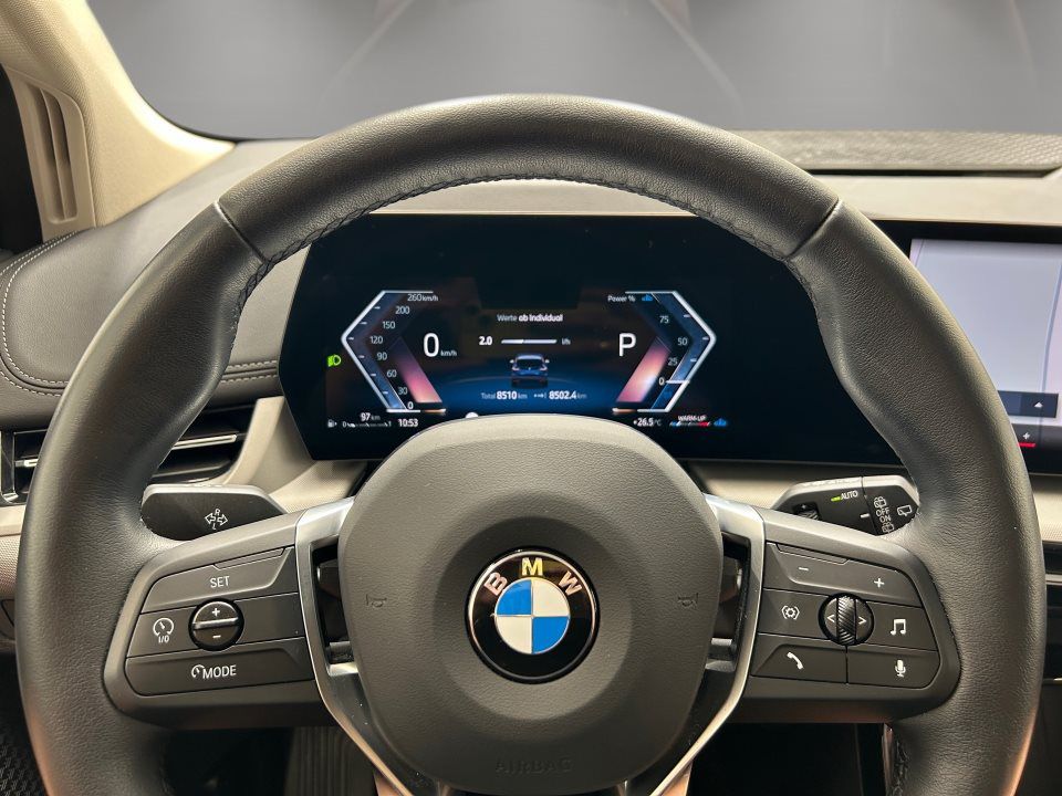 BMW 216