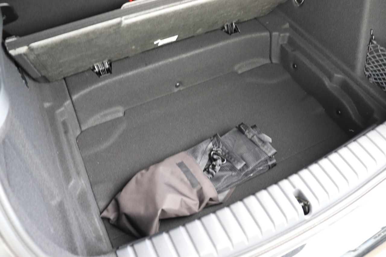 F40 118d Sports Hatch 5-door B47 2.0d