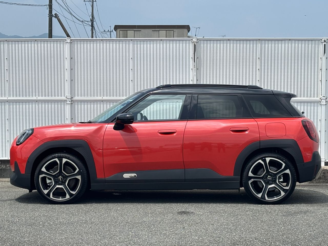 J05 MINI Aceman SE
