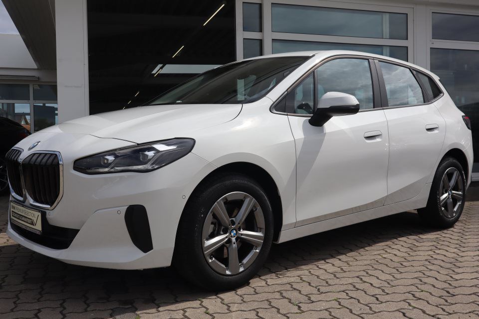BMW 218