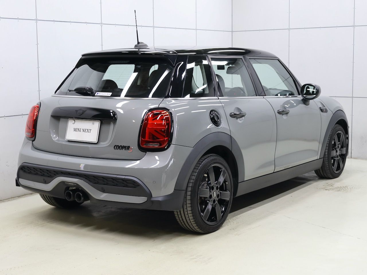 MINI COOPER S DCT 5 DOOR